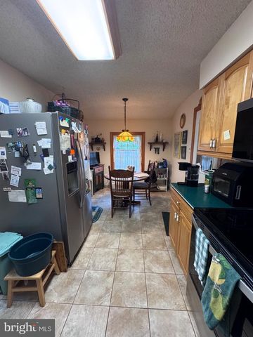 669 CURRY AVE, Waterford Works, NJ 08089