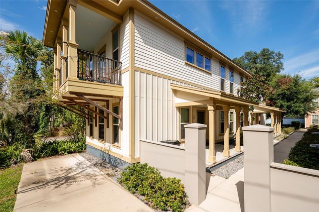 711 NW 10TH STREET 10, Gainesville, FL 32601