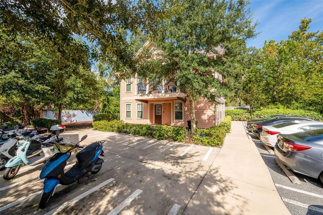 711 NW 10TH STREET 10, Gainesville, FL 32601