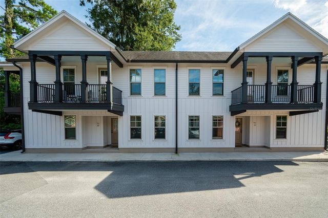 711 NW 10TH STREET 10, Gainesville, FL 32601