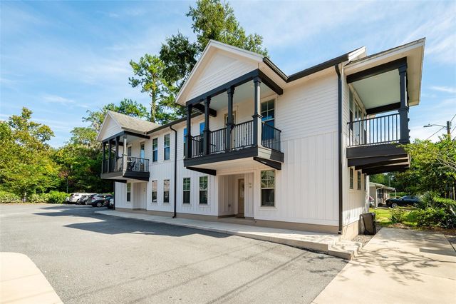 711 NW 10TH STREET 10, Gainesville, FL 32601