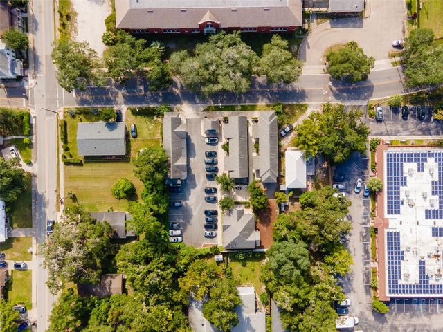 711 NW 10TH STREET 10, Gainesville, FL 32601