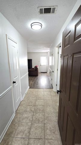 9 Raccoon Trail, Conway, AR 72032