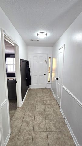 9 Raccoon Trail, Conway, AR 72032