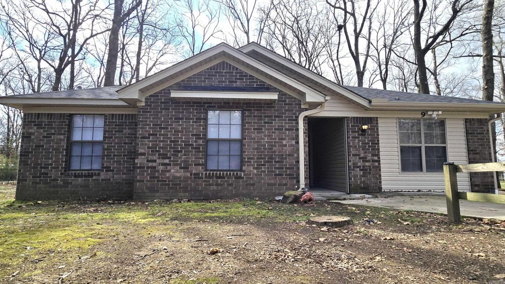 9 Raccoon Trail, Conway, AR 72032