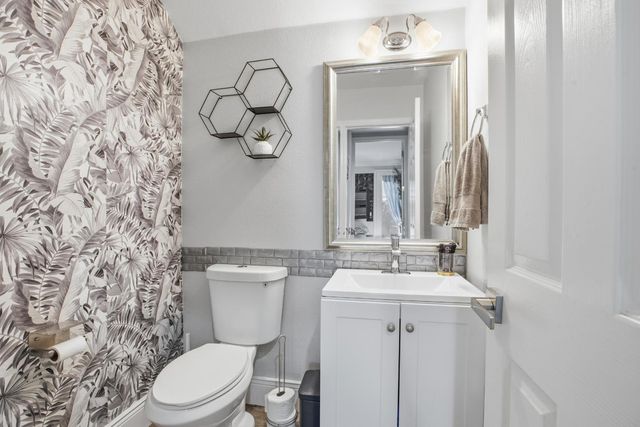 20637 Sarazen Pl, Patterson, CA 95363