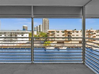 3849 NE 169th St 405, North Miami Beach, FL 33160