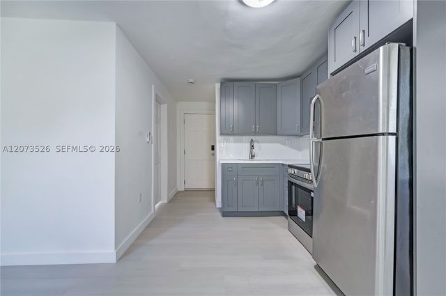 769 NW 10th St 4, Miami, FL 33136
