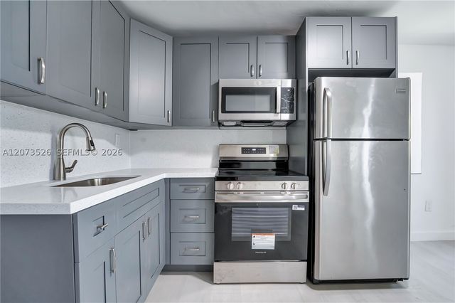 769 NW 10th St 4, Miami, FL 33136