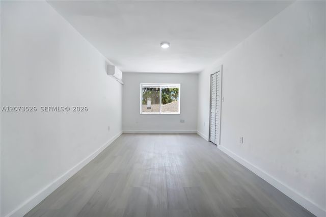 769 NW 10th St 4, Miami, FL 33136