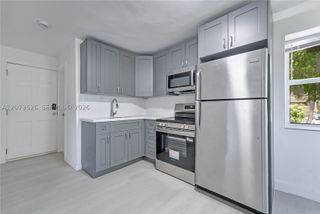 769 NW 10th St 4, Miami, FL 33136