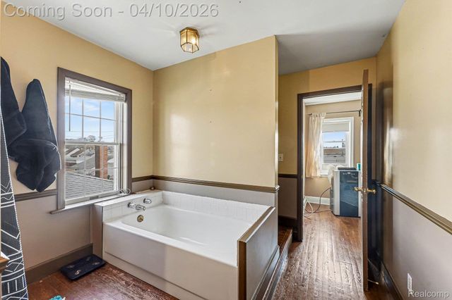 713 Riverbank Street, Lincoln Park, MI 48146