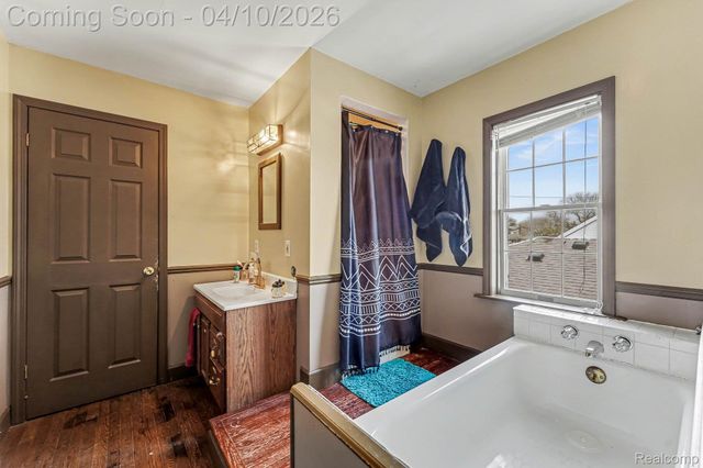 713 Riverbank Street, Lincoln Park, MI 48146