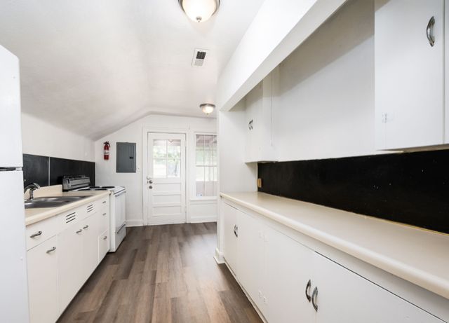 1501 Clayton Ave B-Upstairs, Nashville, TN 37212