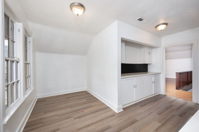 1501 Clayton Ave B-Upstairs, Nashville, TN 37212