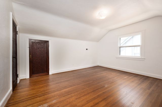 1501 Clayton Ave B-Upstairs, Nashville, TN 37212