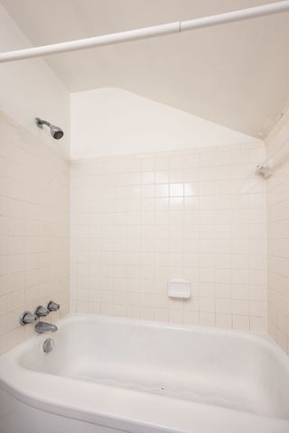1501 Clayton Ave B-Upstairs, Nashville, TN 37212
