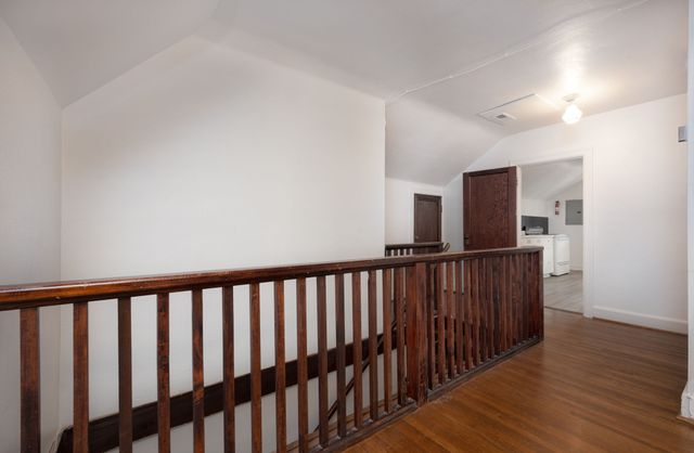 1501 Clayton Ave B-Upstairs, Nashville, TN 37212