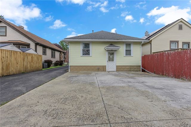 2729 20th Street Ext, Patterson Twp, PA 15010