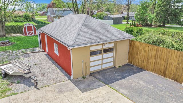 2729 20th Street Ext, Patterson Twp, PA 15010