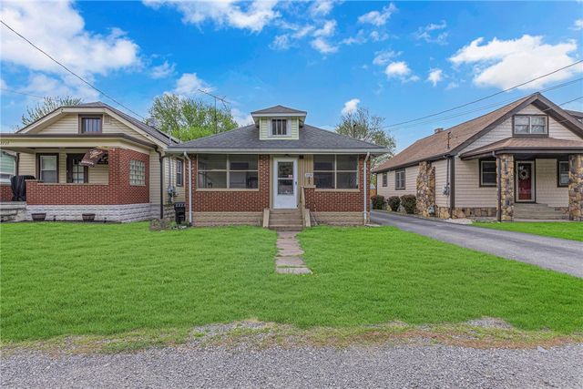 2729 20th Street Ext, Patterson Twp, PA 15010