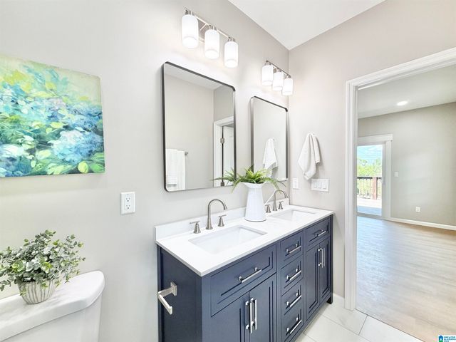 2800 20TH STREET W, Birmingham, AL 35208
