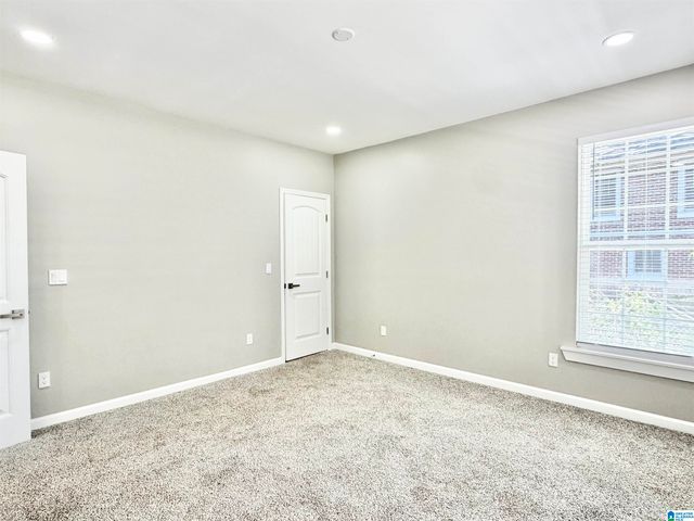 2800 20TH STREET W, Birmingham, AL 35208