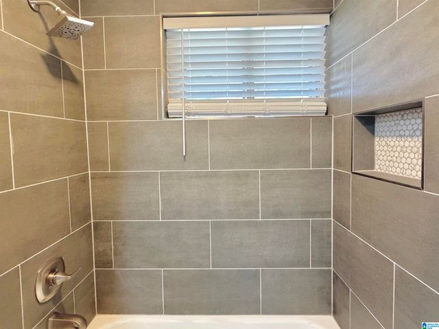 2800 20TH STREET W, Birmingham, AL 35208