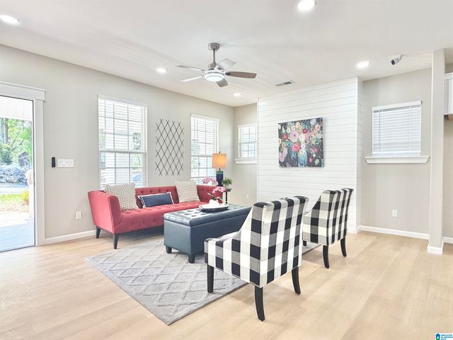 2800 20TH STREET W, Birmingham, AL 35208