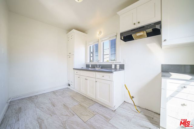 431 E 41st Place, Los Angeles, CA 90011