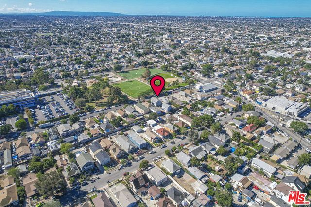 431 E 41st Place, Los Angeles, CA 90011