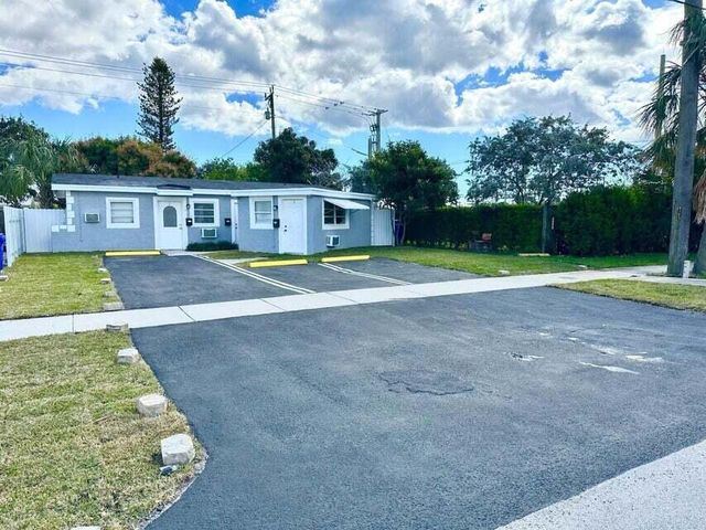 3670 NE 15th Avenue, Pompano Beach, FL 33064