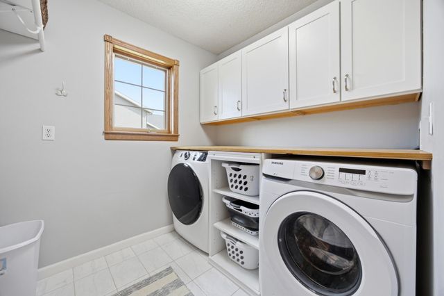 3921 5th Street S, Moorhead, MN 56560