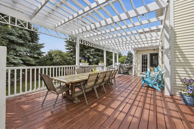 3921 5th Street S, Moorhead, MN 56560