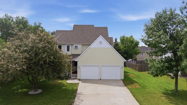 3921 5th Street S, Moorhead, MN 56560