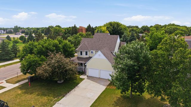 3921 5th Street S, Moorhead, MN 56560