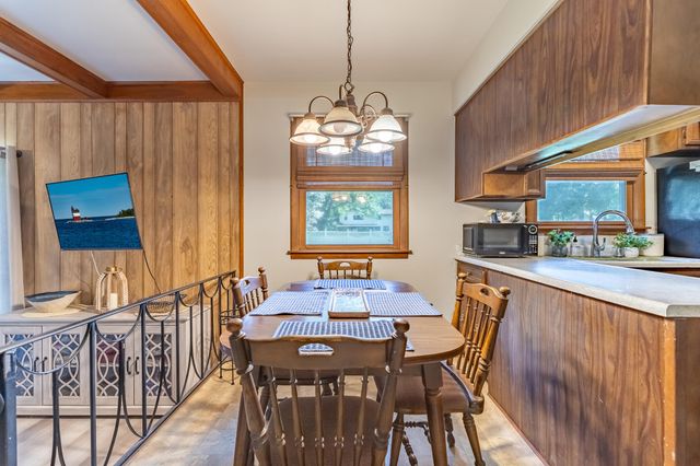 12077 W 94th Place, St. John, IN 46373