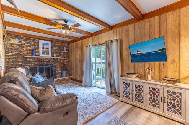 12077 W 94th Place, St. John, IN 46373