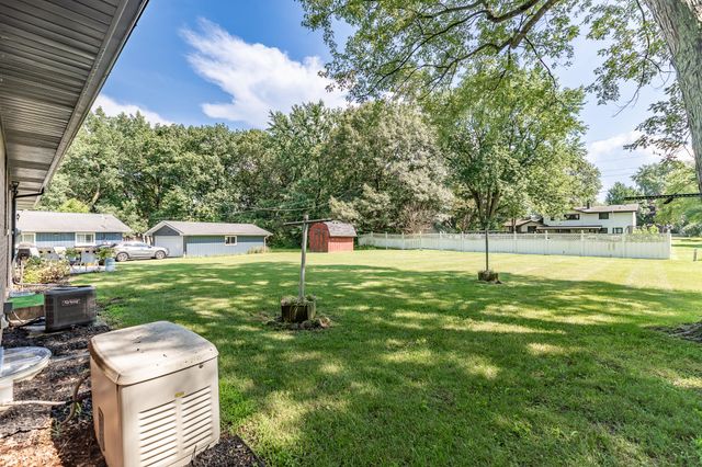 12077 W 94th Place, St. John, IN 46373