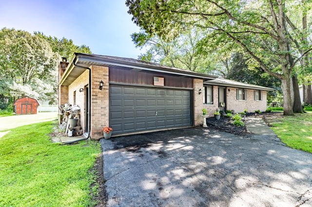 12077 W 94th Place, St. John, IN 46373