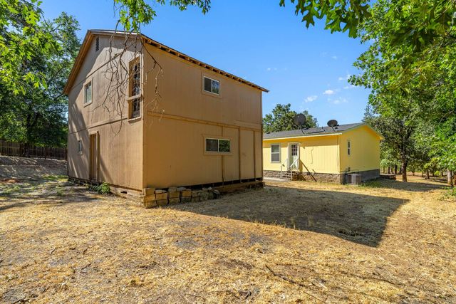 849 Three Pines Road, Grants Pass, OR 97526