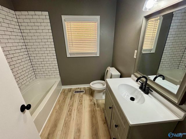 17456 Lucas Ferry Road, Athens, AL 35611