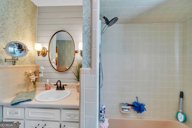 25 Hillcrest Street, Wrightsville, GA 31096