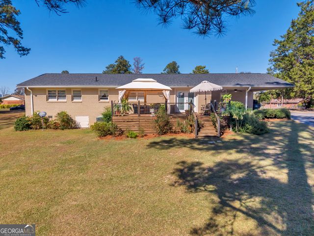 25 Hillcrest Street, Wrightsville, GA 31096