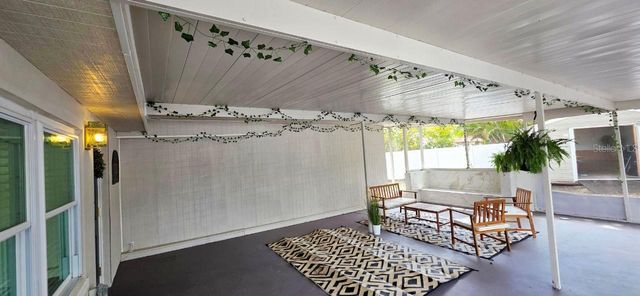 4580 16TH STREET N, St Petersburg, FL 33703