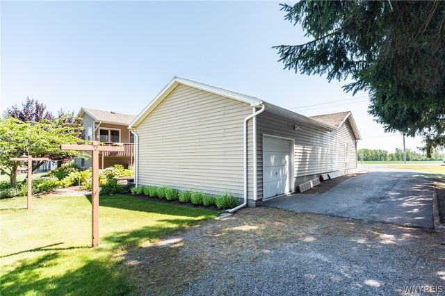 7412 South Pearl Road, Oakfield, NY 14125
