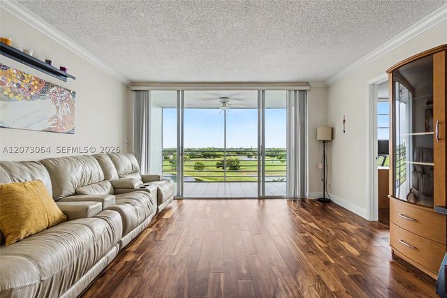 3090 N Course Dr 709, Pompano Beach, FL 33069
