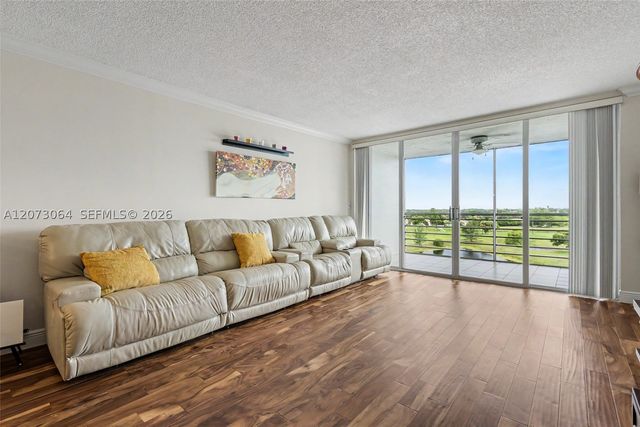 3090 N Course Dr 709, Pompano Beach, FL 33069