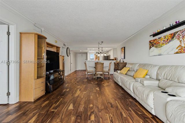 3090 N Course Dr 709, Pompano Beach, FL 33069