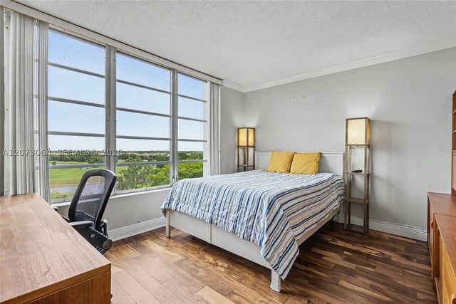 3090 N Course Dr 709, Pompano Beach, FL 33069
